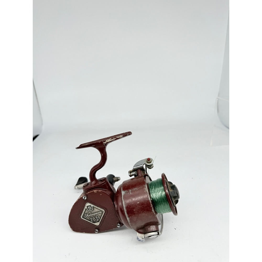 Vintage Shakespeare 2071‎ Model EF Red Fishing Spinning Reel Made in USA
